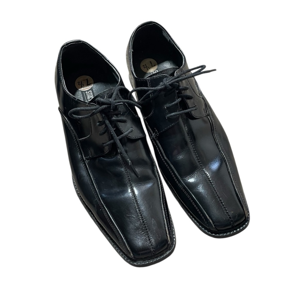 E9- Stacy Adams Black Leather Square-Toe Lace-Up Oxfords